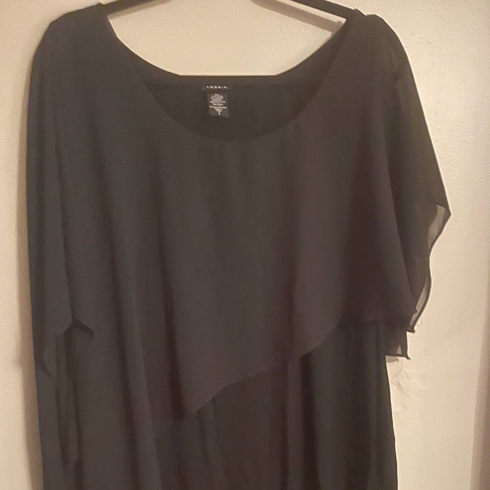 Torrid Tee with chiffon sleeves